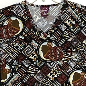 Divine Tribal Queen Scrub Top S Black Medical Uniform Dental Technician Vet Tech